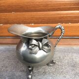 Tea service in Etain