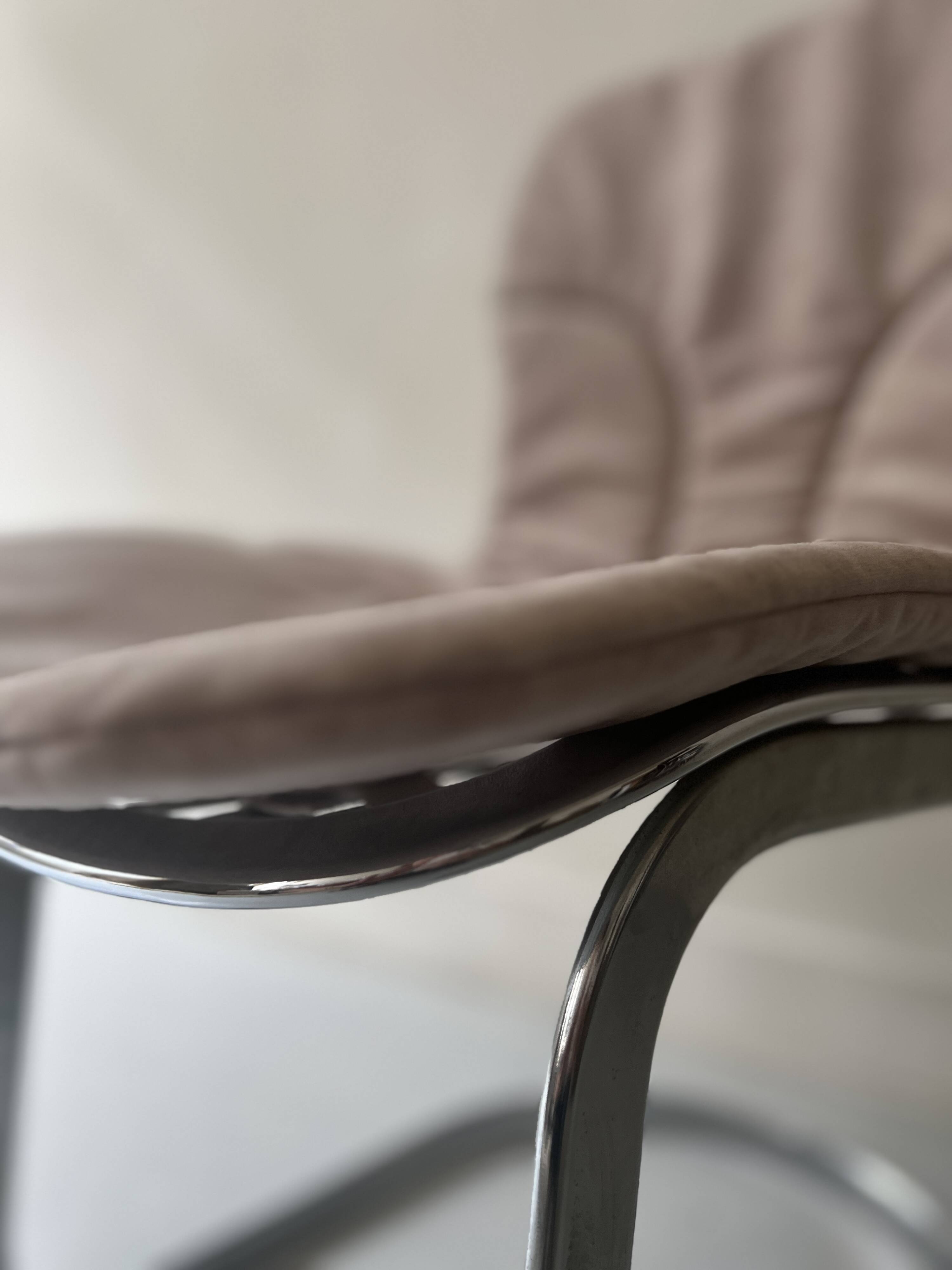 Cidue chair in chrome and short velvet, Willy Rizzo design 1970