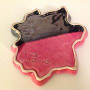Vide poche feuille noire et rose de Vallauris années 60