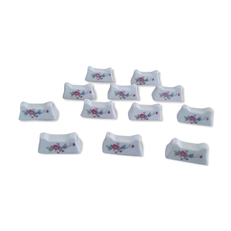 Porcelain knife holder flower pattern