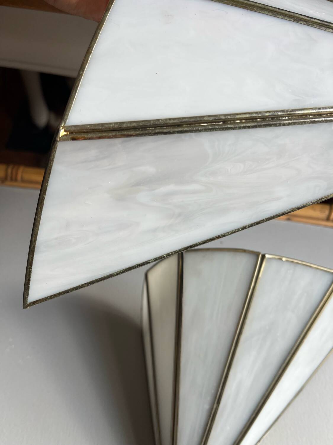 Pair of fan-shaped wall lights in glass paste and brass.