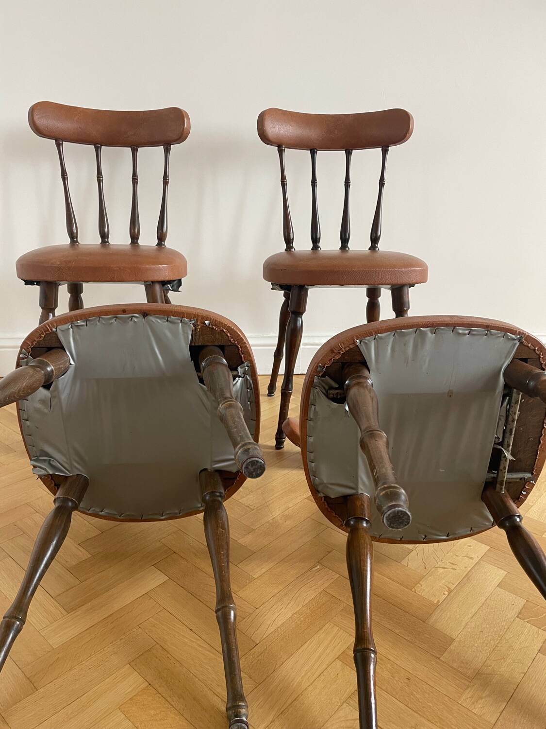 Set of 4 chairs