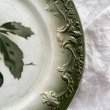 Assiette à dessert ancienne en terre de fer décor cerises faïence de Pexonne