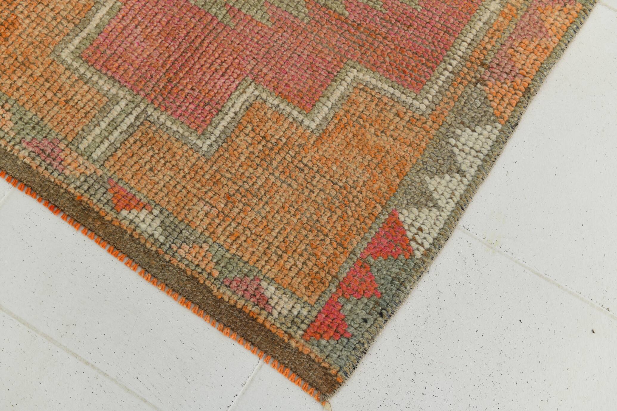 Tapis runner vintage, tons pastel délavés et motifs ethniques, 95x350Cm