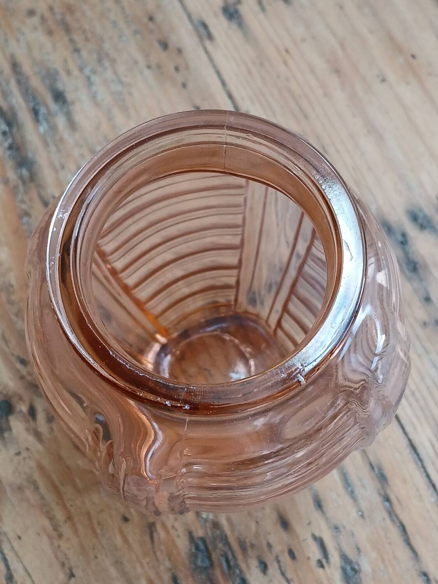 Vase en verre orange
