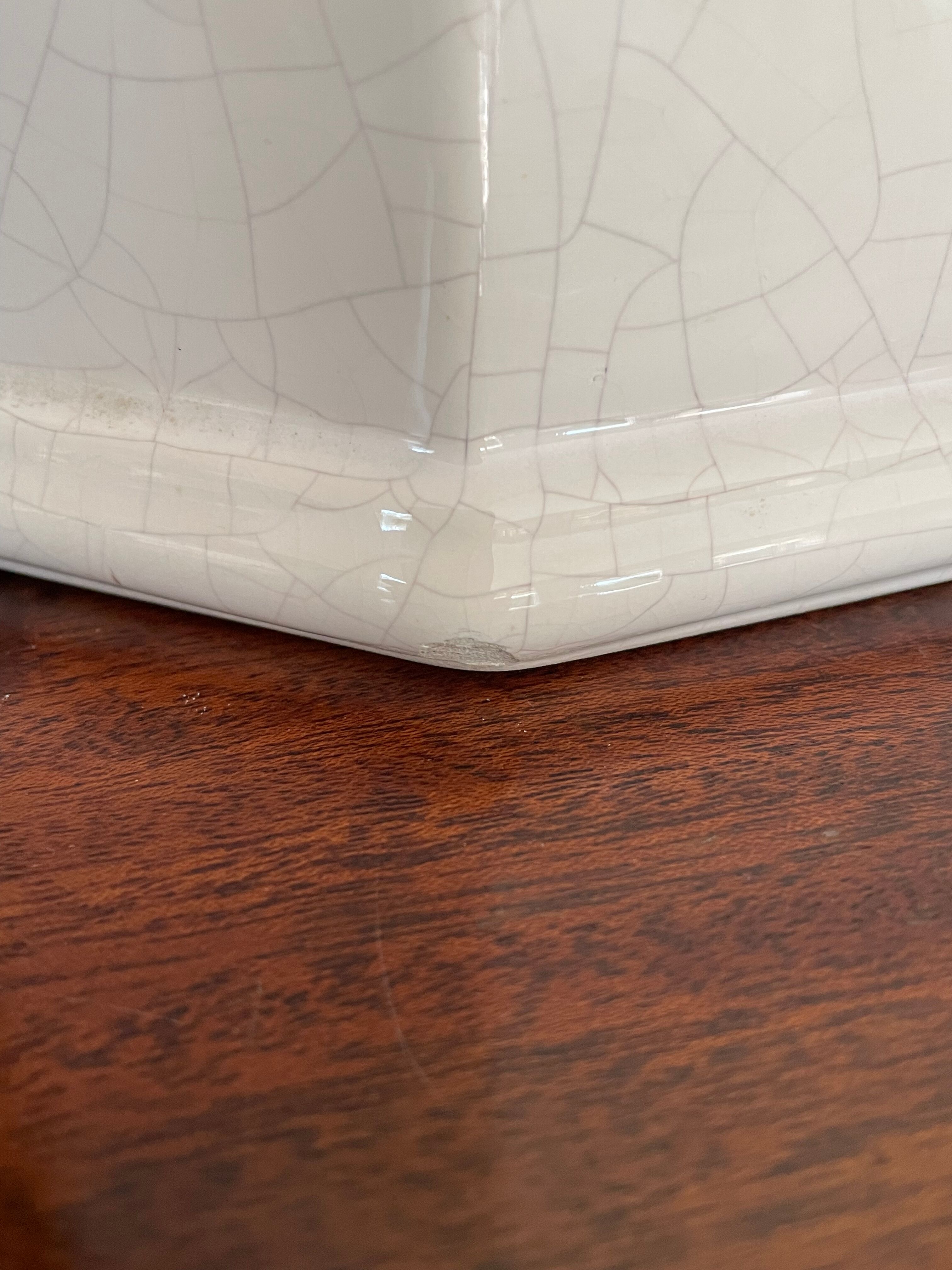 Vintage cracked ceramic lamp