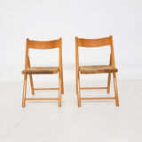 Set of 2 vintage folding chairs in beech and rush