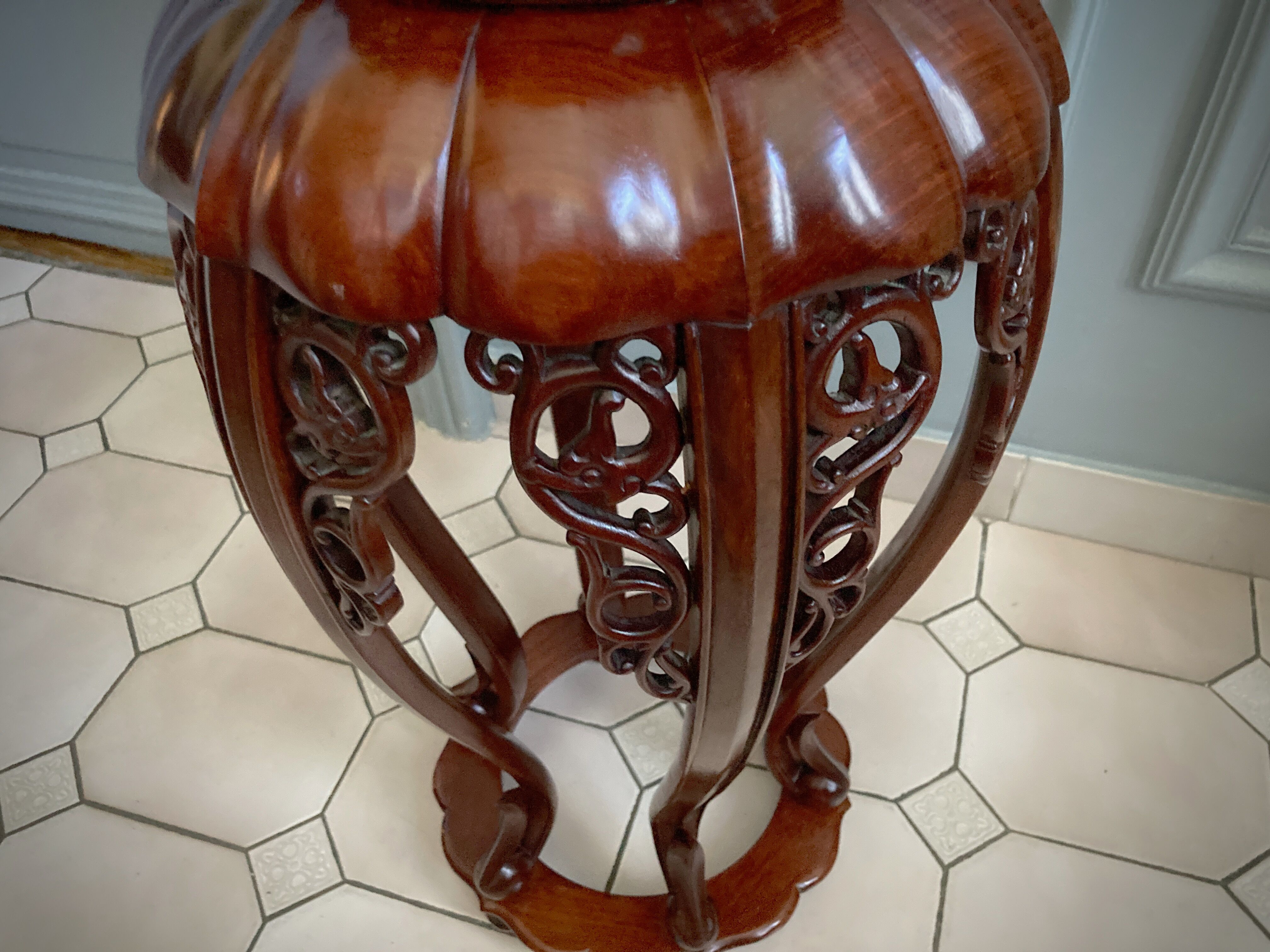 Openwork rosewood gueridon