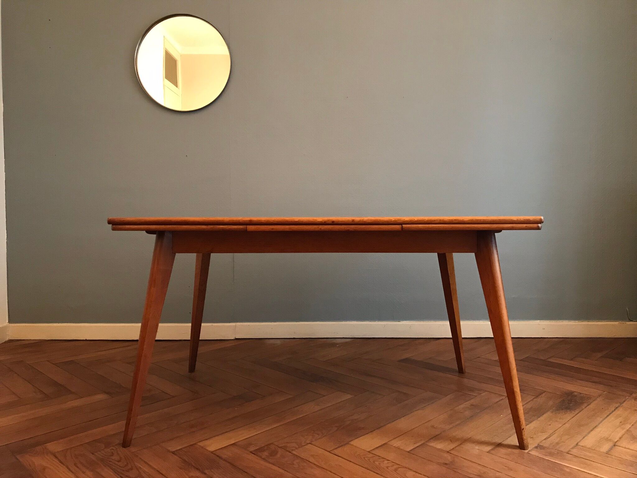 Meal table, expandable, oak