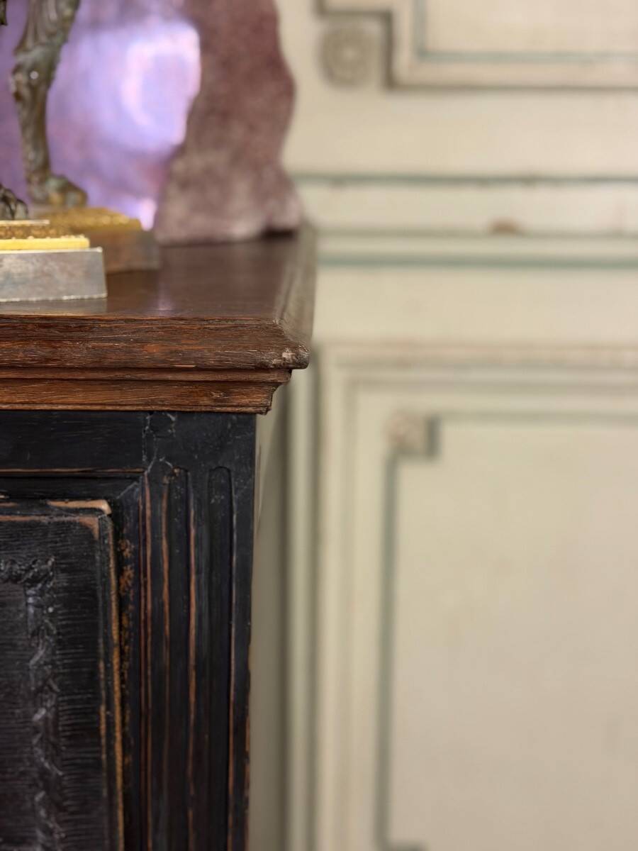 Louis XVI chest of drawers in black patinated oak, 18th century