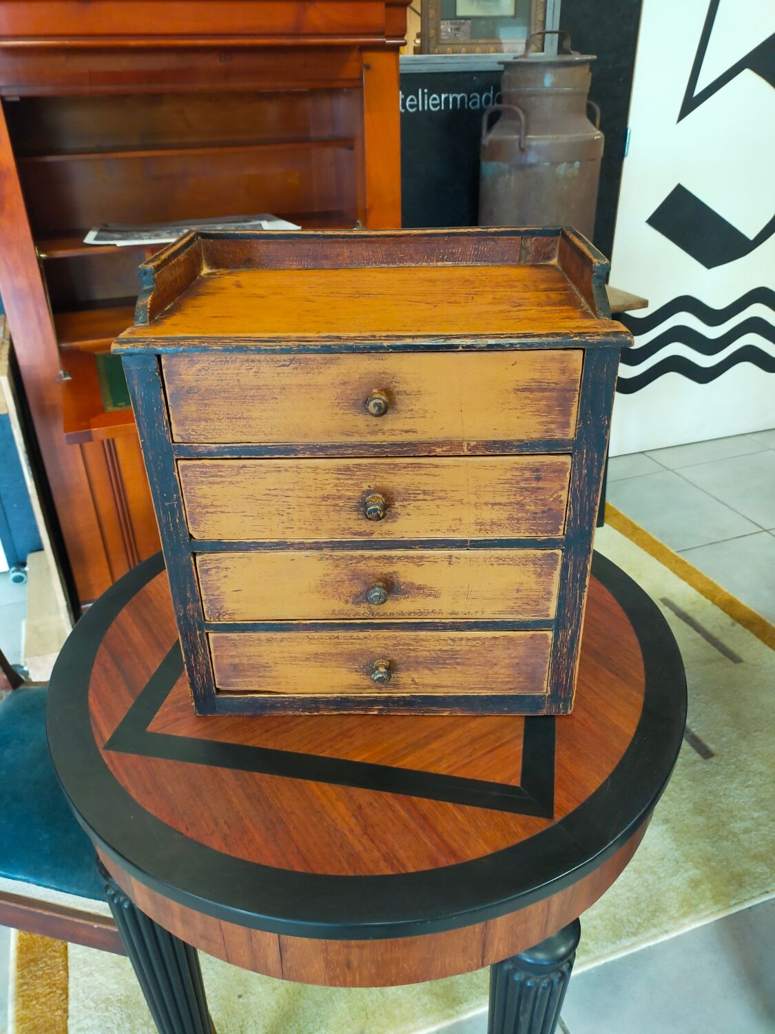 Haberdashery or watchmaking furniture