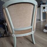 Tonneau armchair