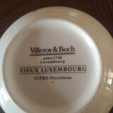 2 lunch cups with Vieux Luxembourg porcelain undercut