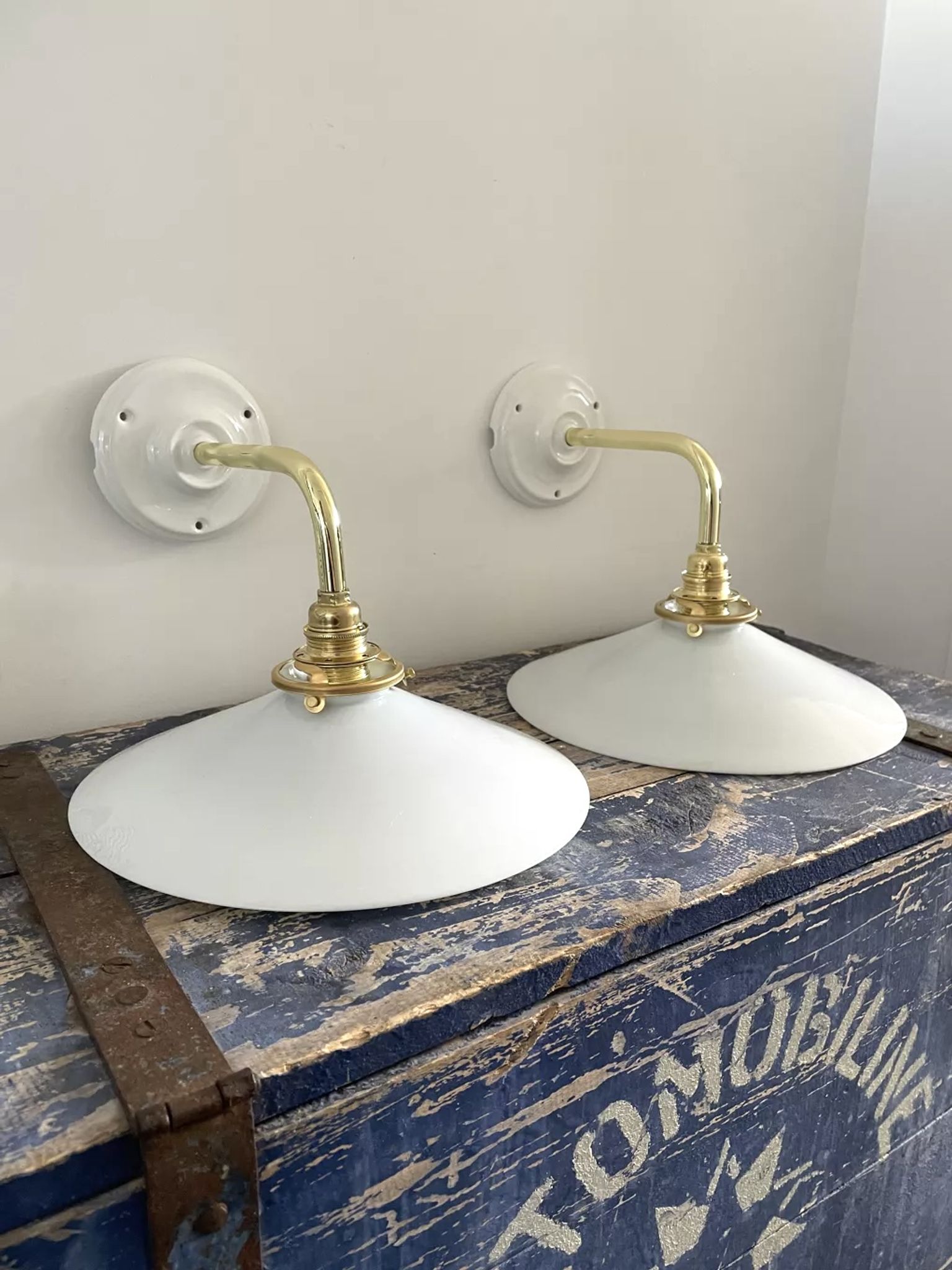 Set of two electrified white opaline wall lamps to nine