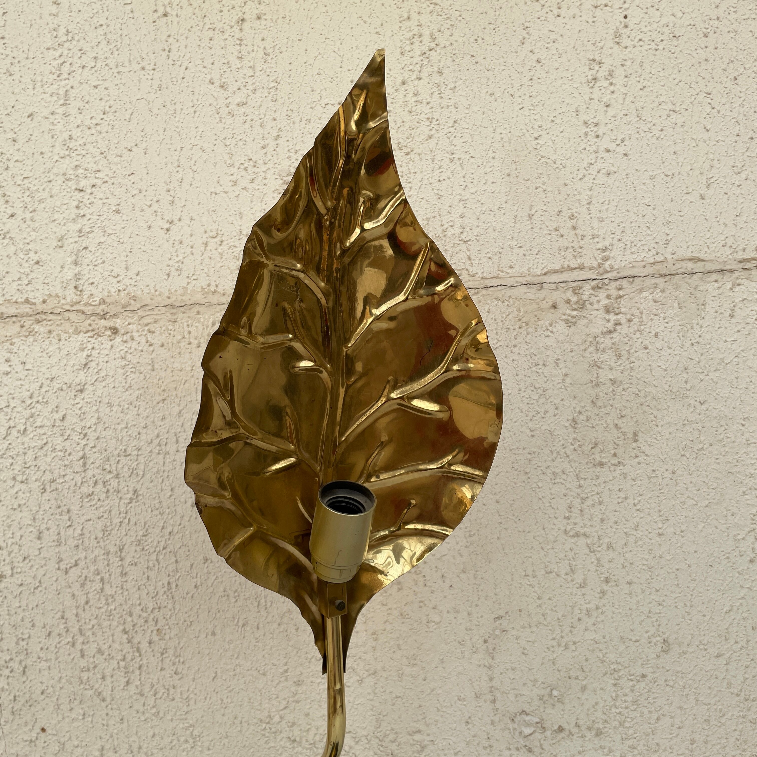 golden flower lamp design 1970