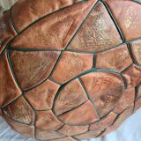 Moroccan pouf in natural leather