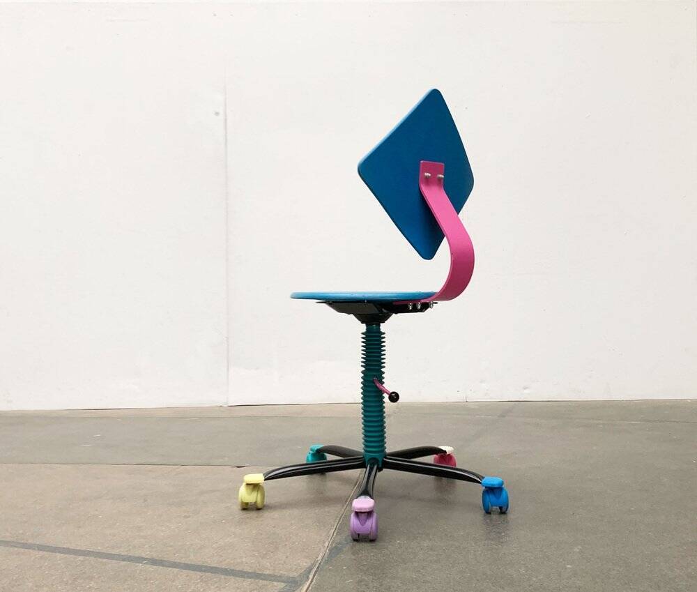 Postmodern German swivel office chair by Impac, 1992