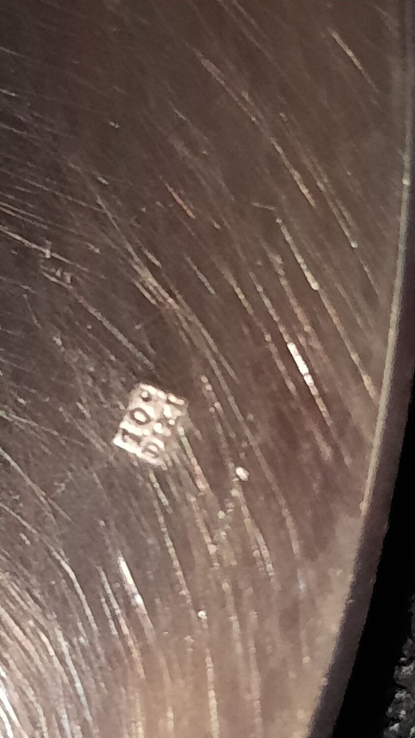 Silver metal cutlery set