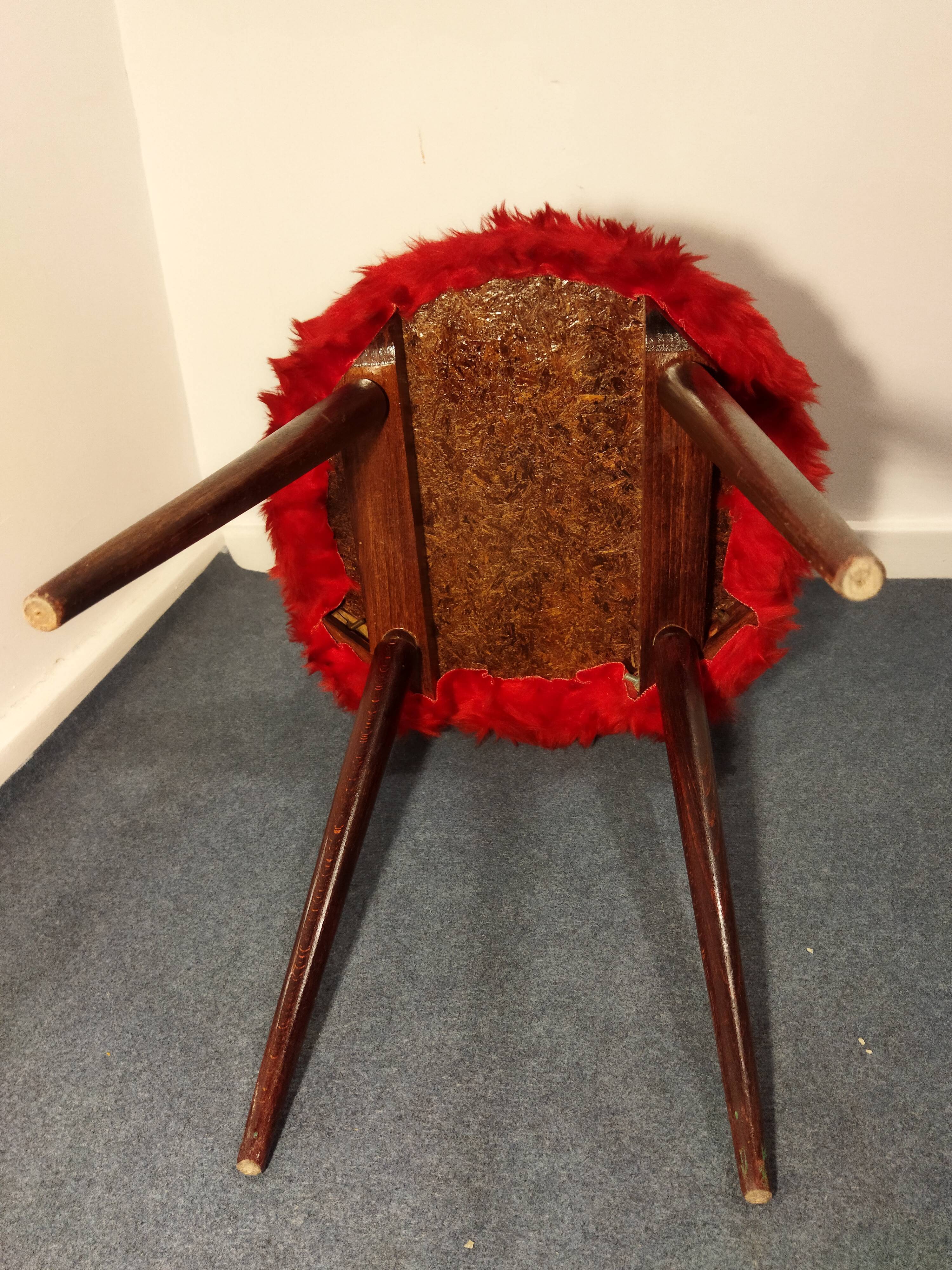 Baumann moumoute chair