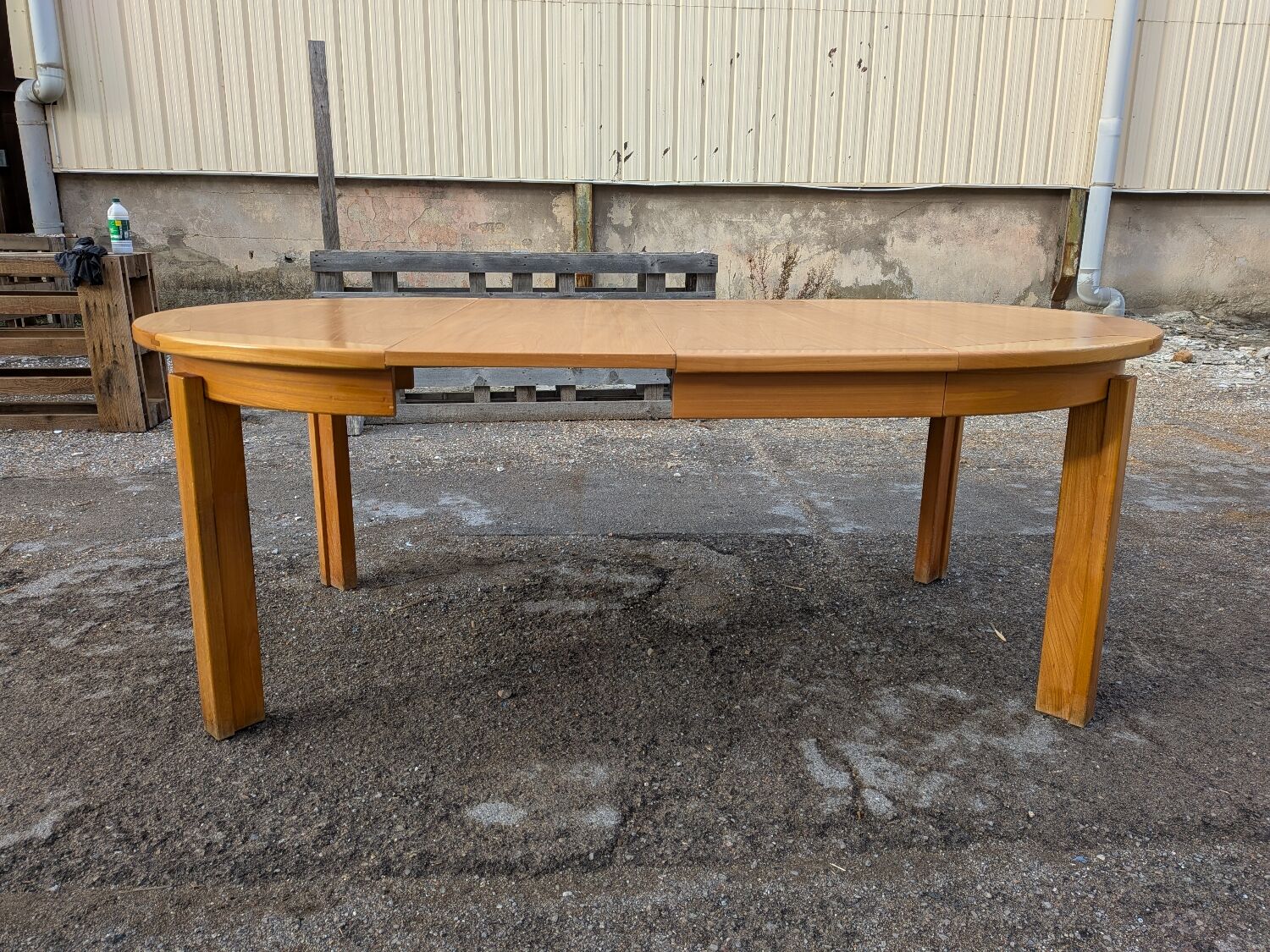 Dining table in elm from 1980