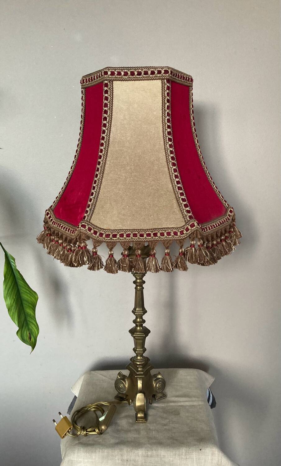 Pic candle living room lamp in solid brass, 20th century