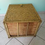 Corsair-style trunk with rounded woven wicker lid, 2 handles - Vintage