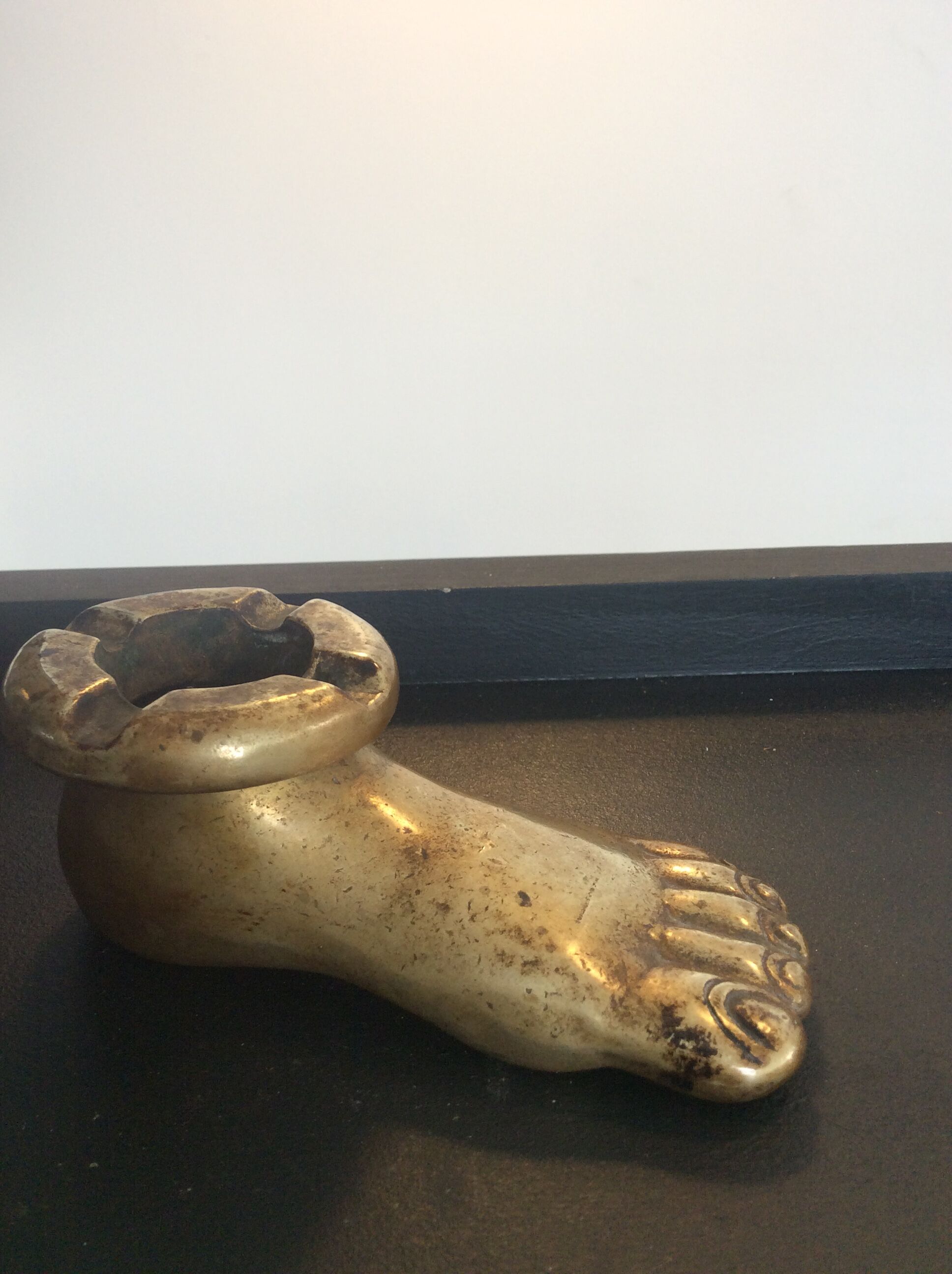 Vintage ashtray bronze foot 70s