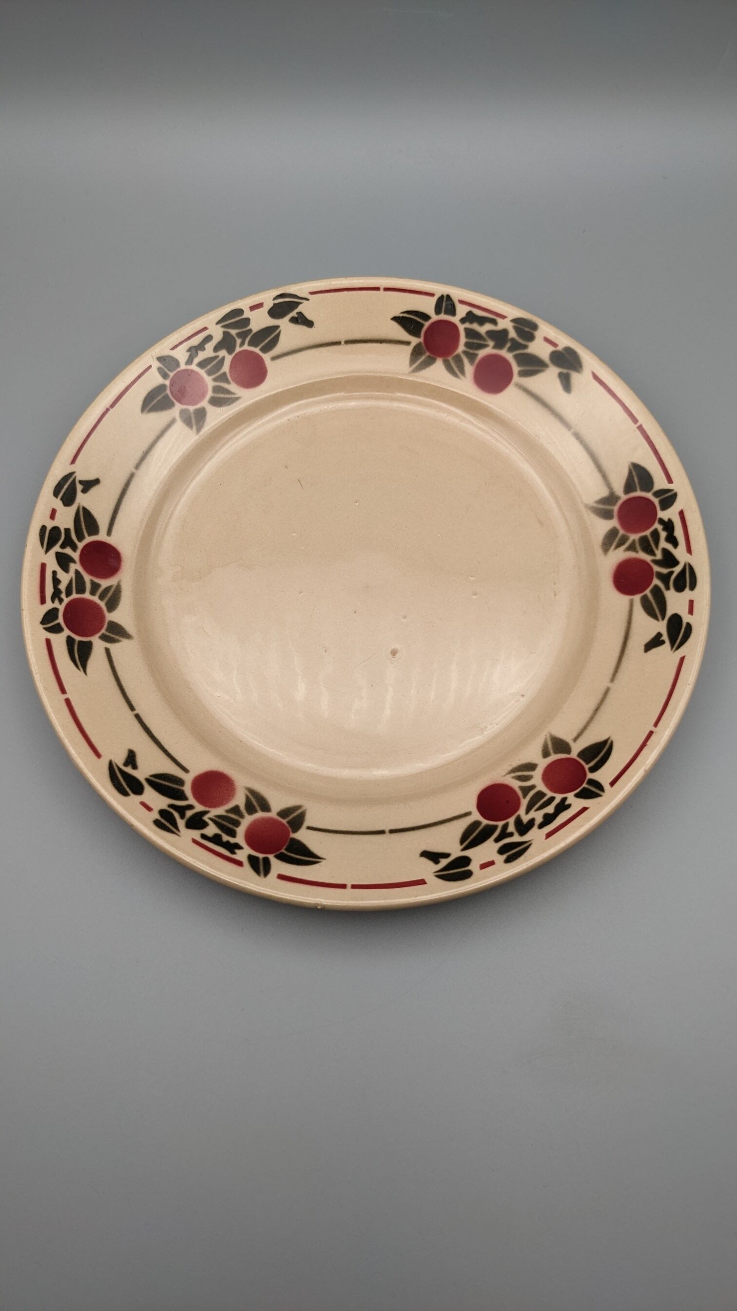 Series 6 flat plates vintage art deco earthenware beige cherry décor