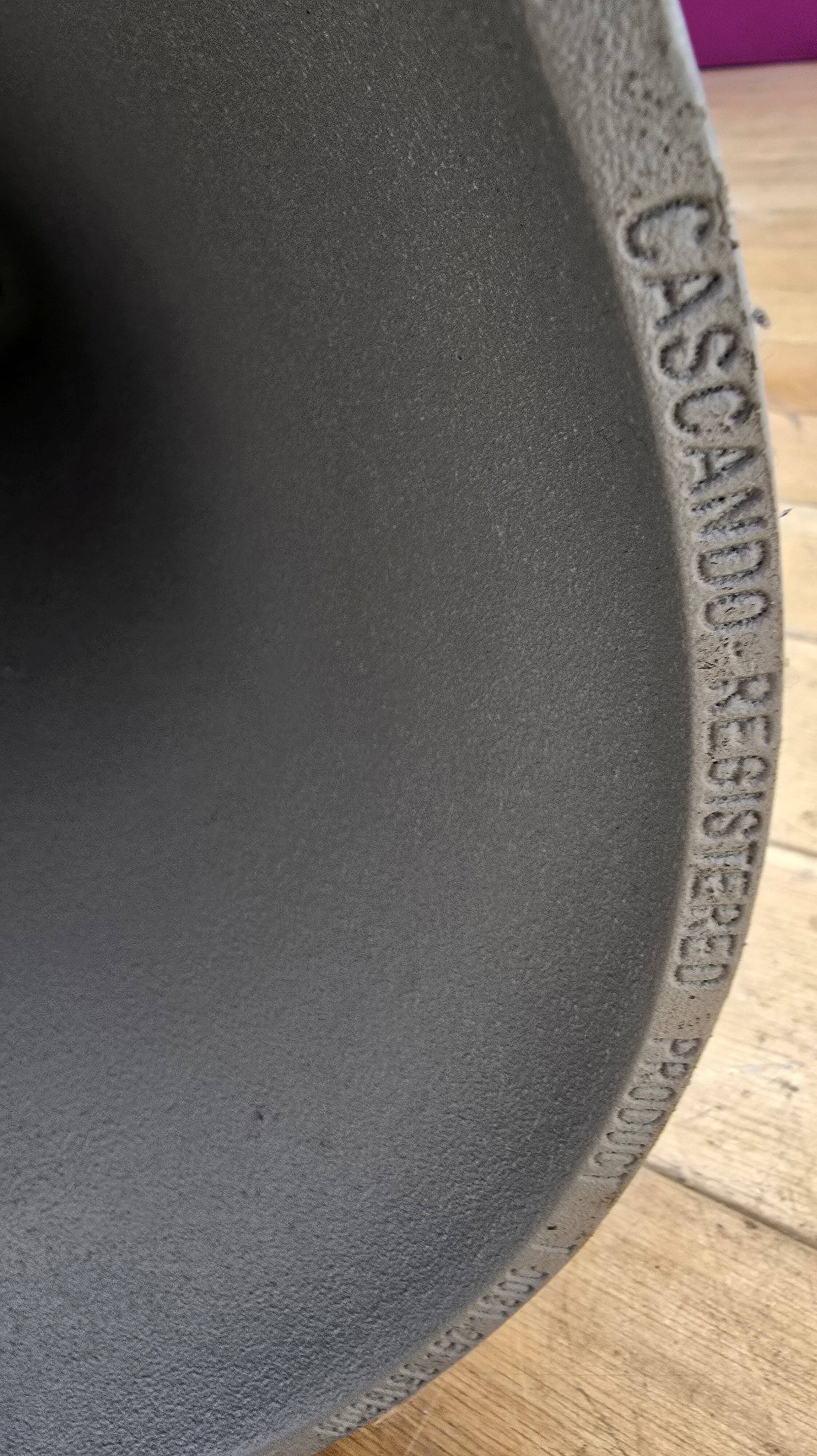 Portemanteau Tango, Cascando