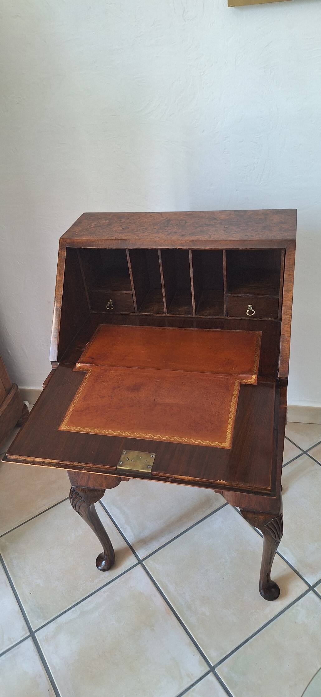 1930's Queen Anne walnut veneer secretary – slanted drop-down desk –