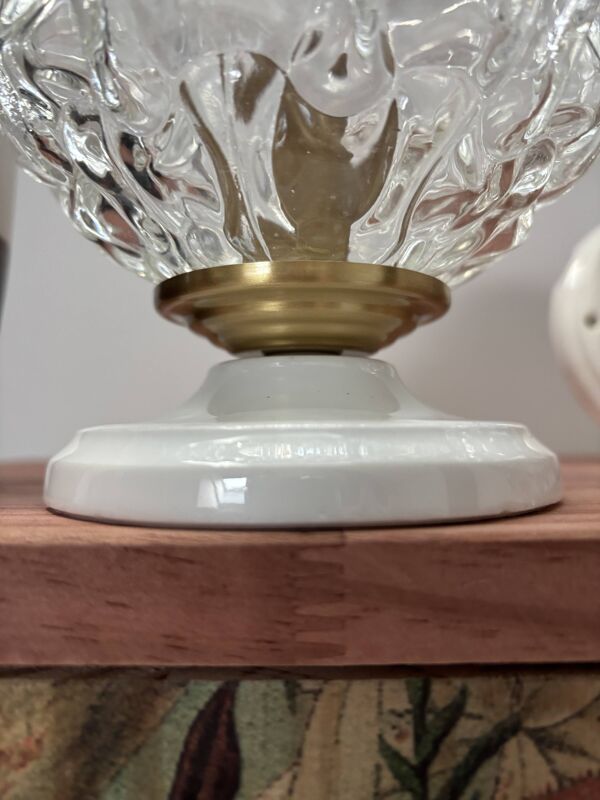 Paire d’appliques globes vintage en verre ciselé