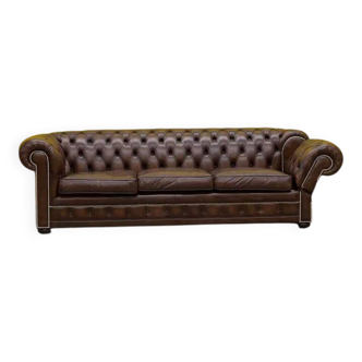 Original English Chesterfield 3-Seater Sofa – Handcrafted Brown Leather
