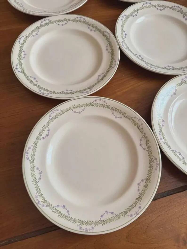 Set of 6 flat plates Longwy model Loridan – Antique earthenware from the late 19th to early 20th century.