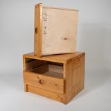 Meuble de rangement, chevet par Charlotte Perriand pour Les Arcs, 1960