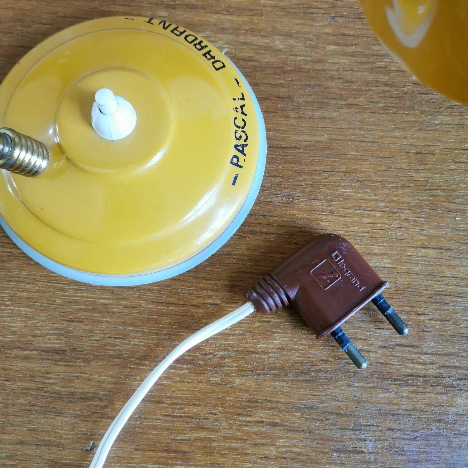 Vintage yellow cocotte lamp from the 60s