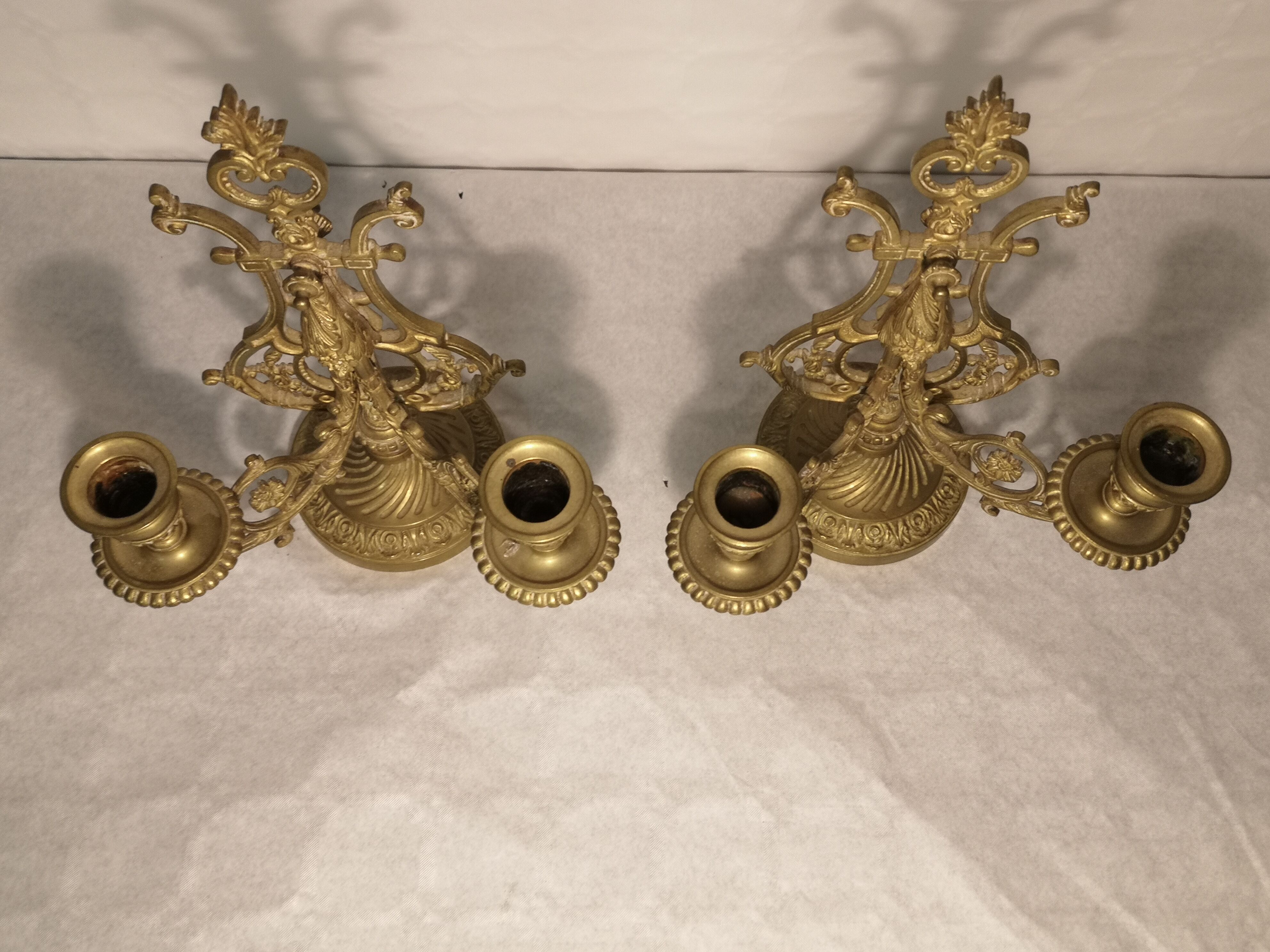 Pair of piano candlesticks in golden bronze 19th century