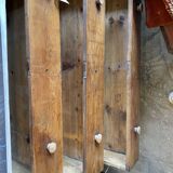 Oak chest of drawers