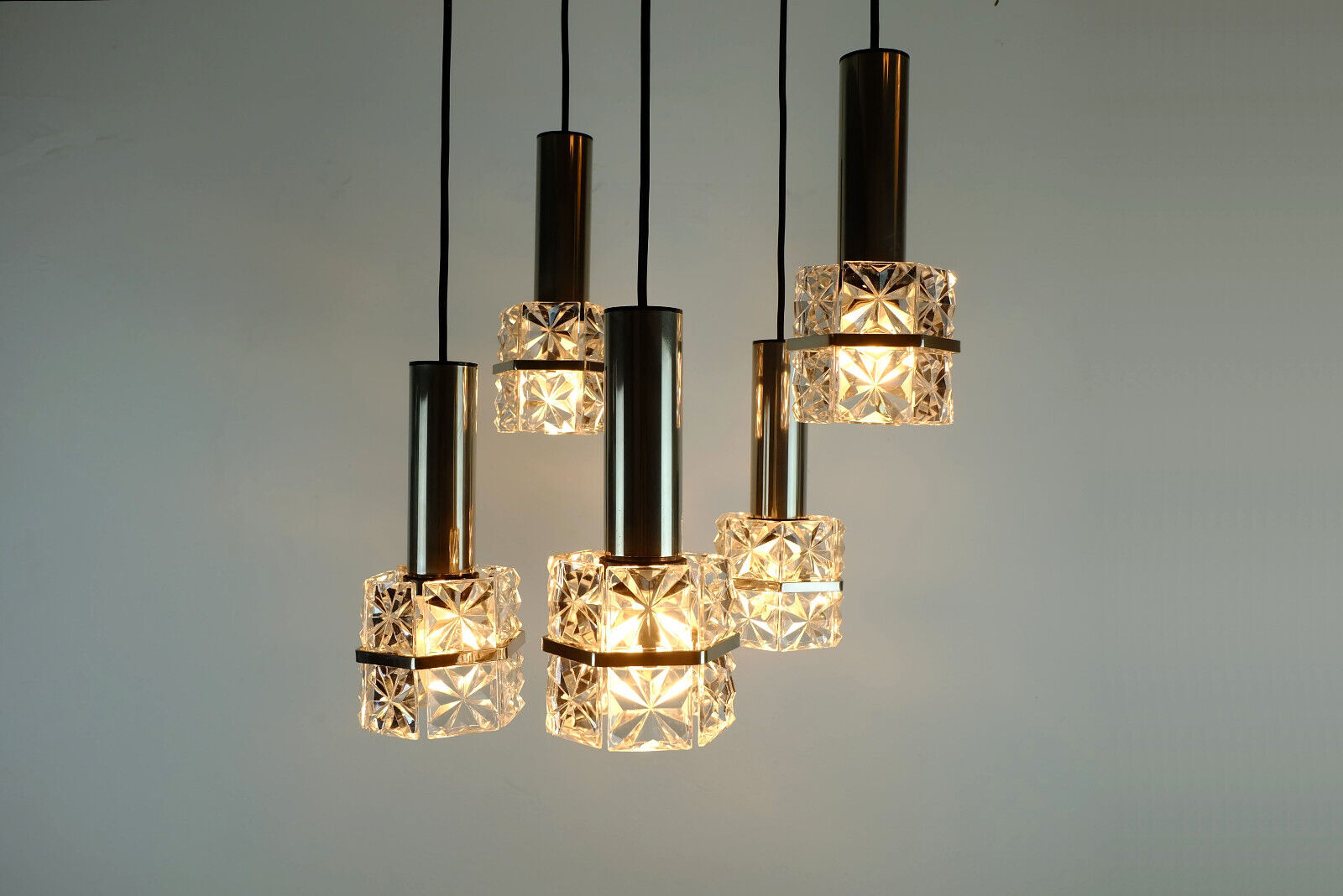 1960s mid century PENDANT LIGHT 5-light cascading lamp faceted glass and chrome