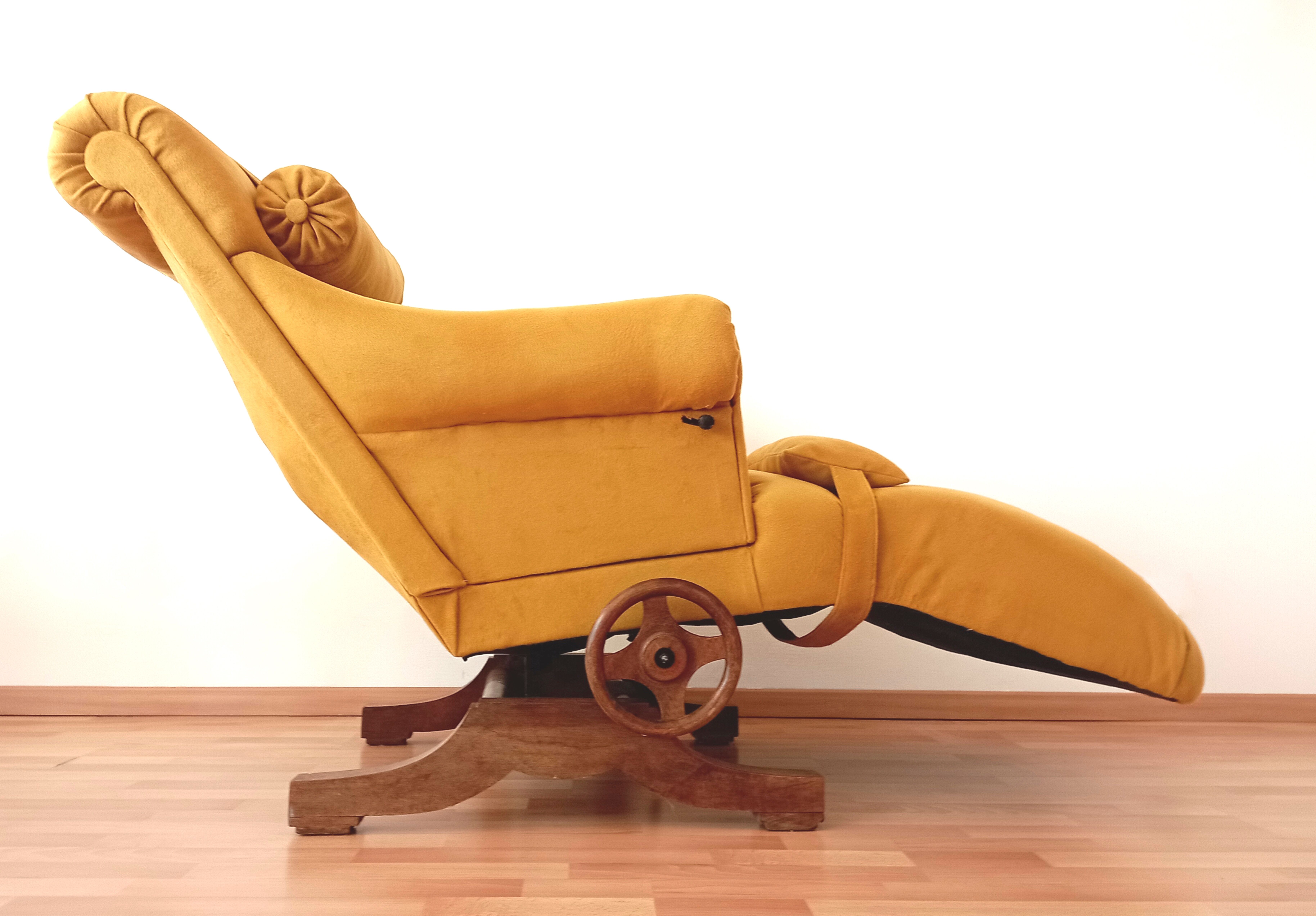 Armchair "Le Surrepos" by Doctor Pascaud