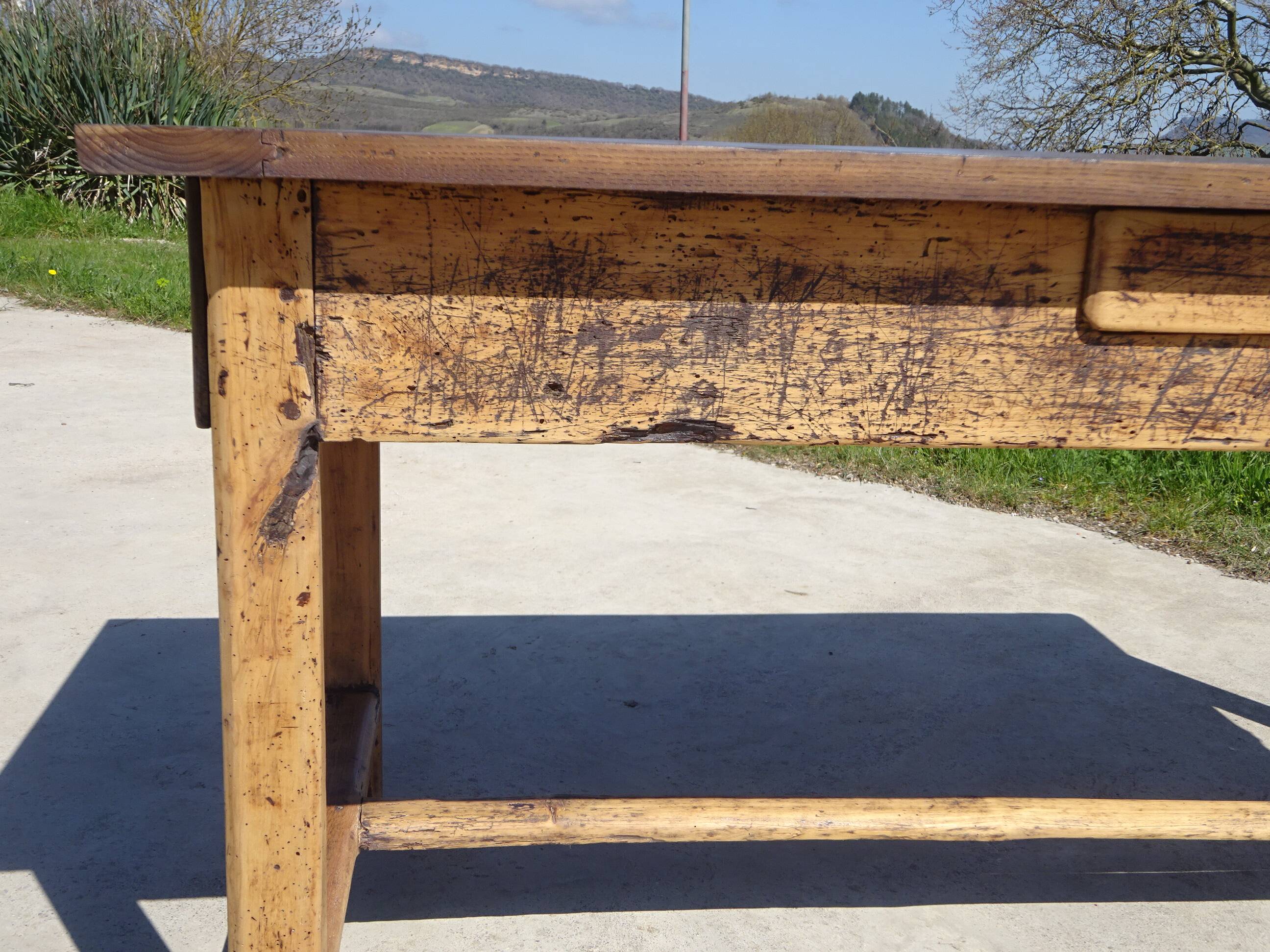 Ancienne table de ferme en chêne massif