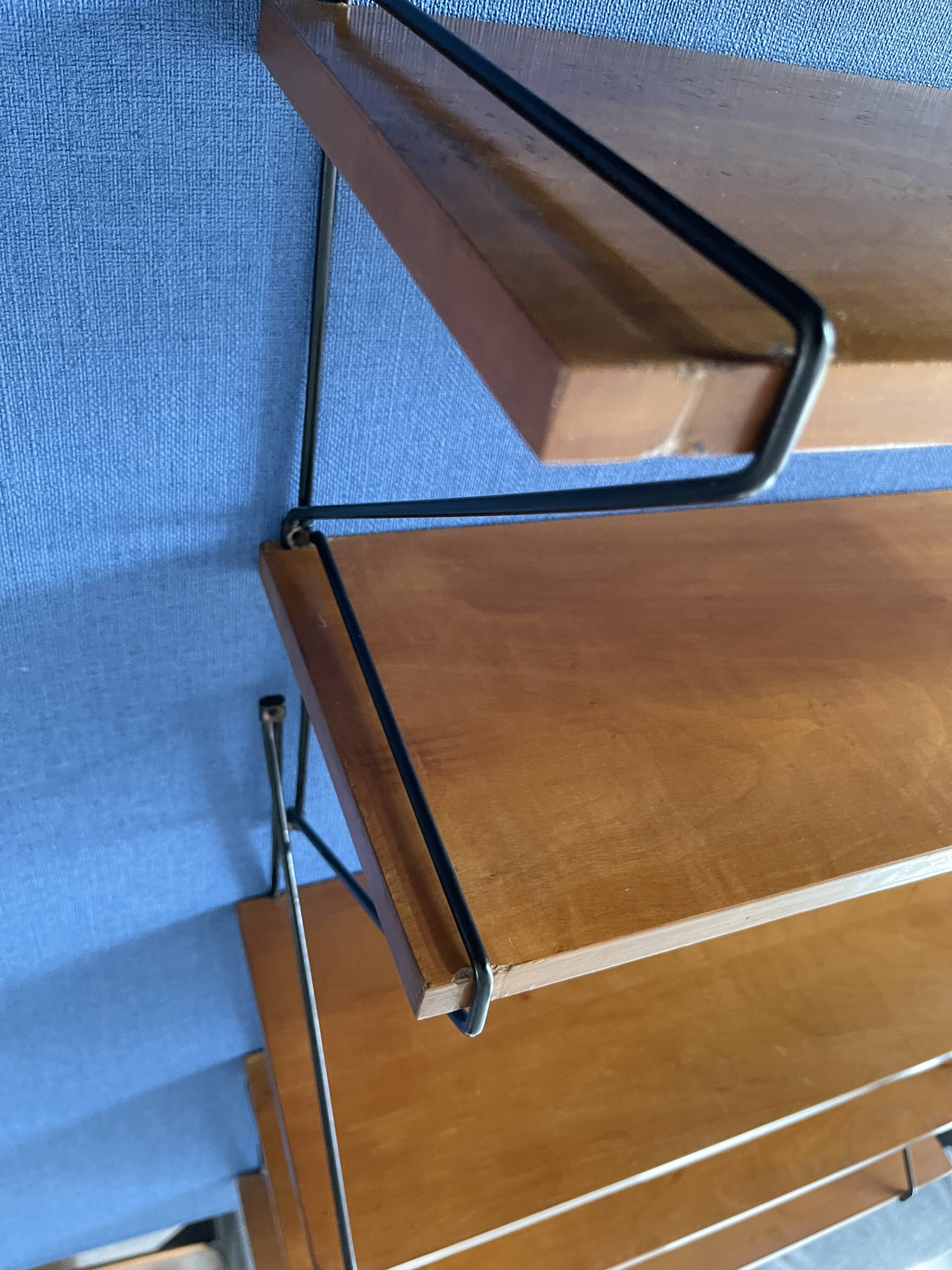 5 étagères murales scandinaves  , bois et métal