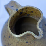 Sandstone pitcher
