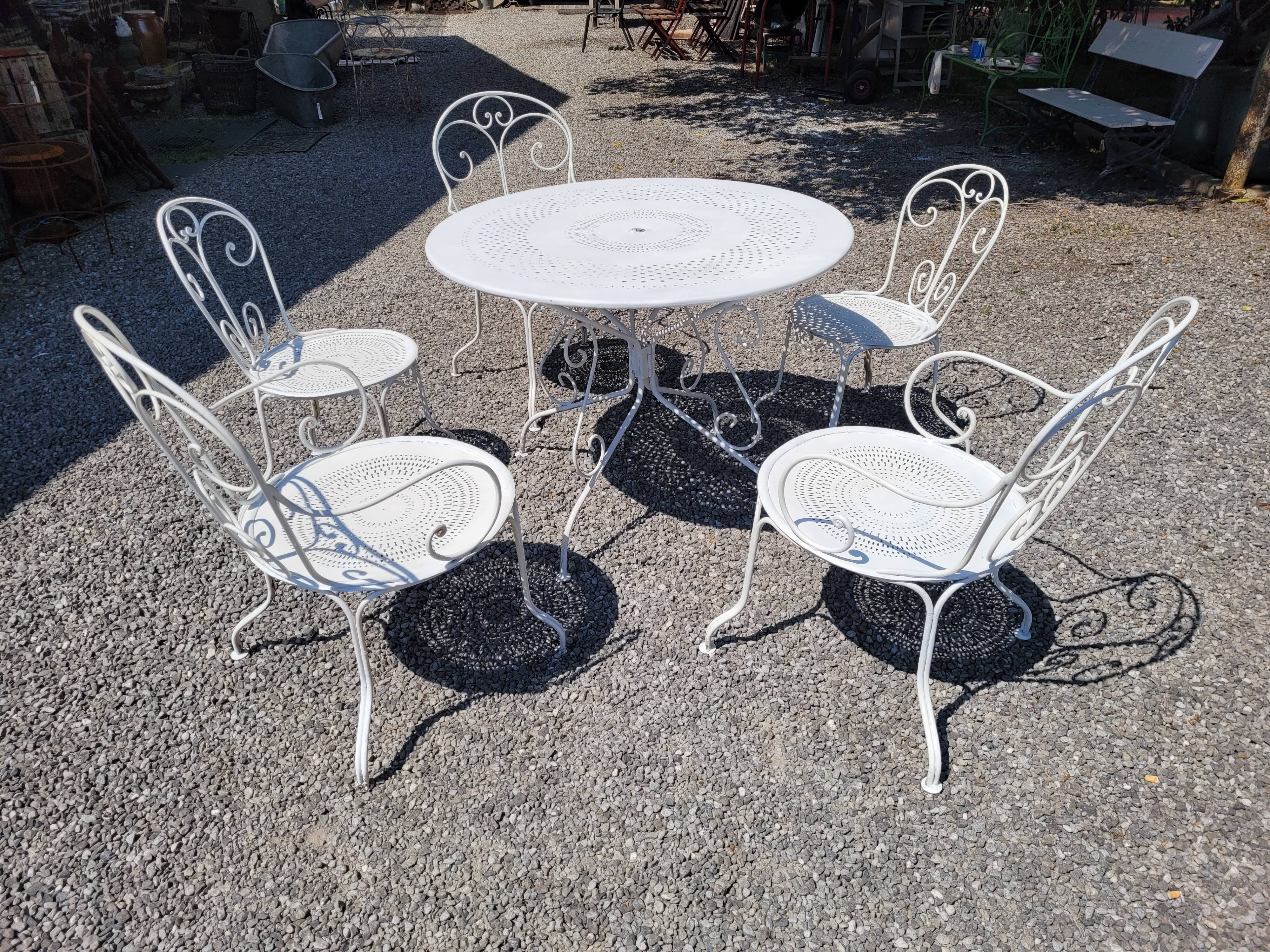 Old wrought iron garden furniture 3 armchairs + 2 chairs