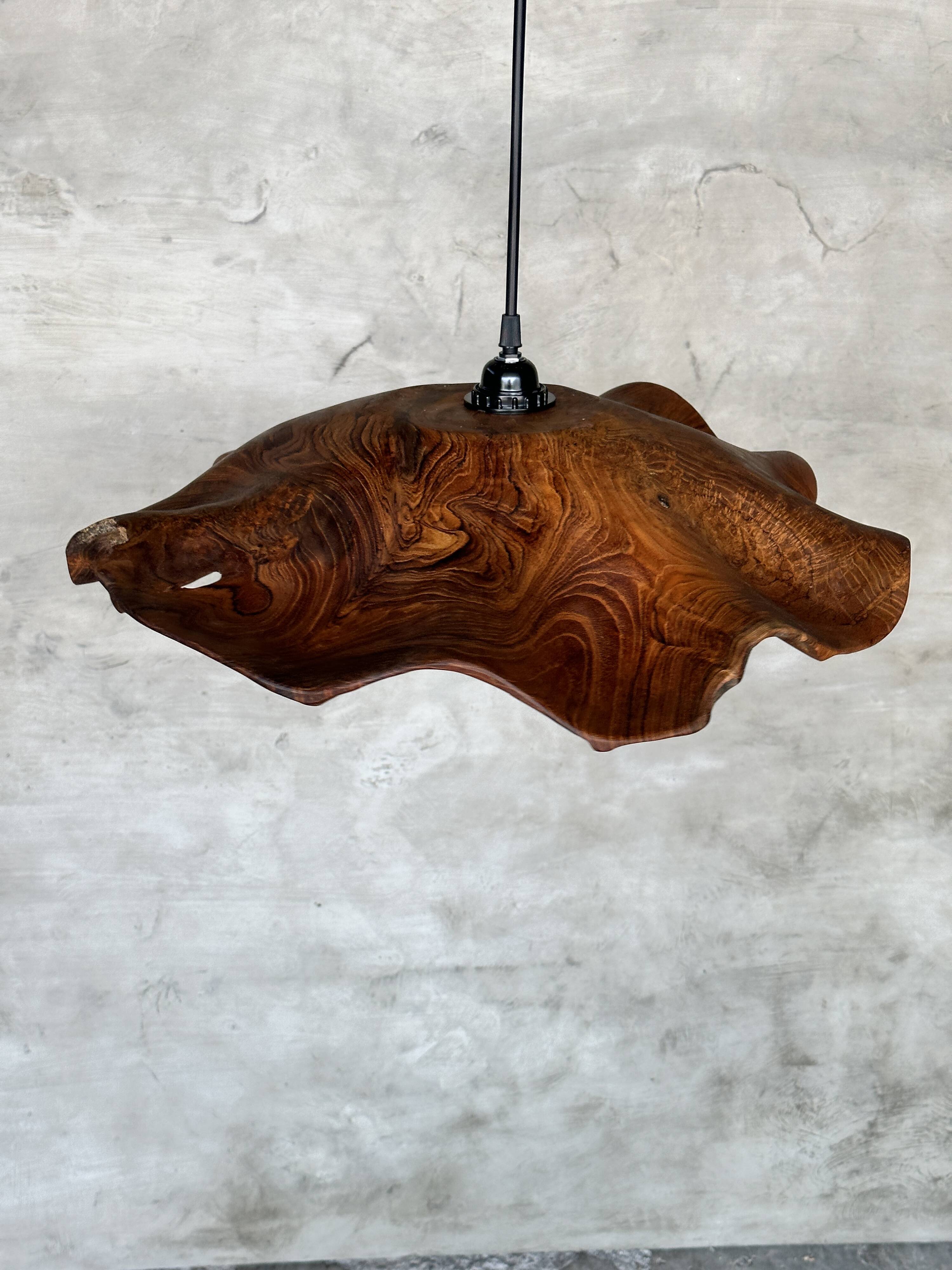 Large pendant light in corrugated teak leaf (Large D:60 H:20)
