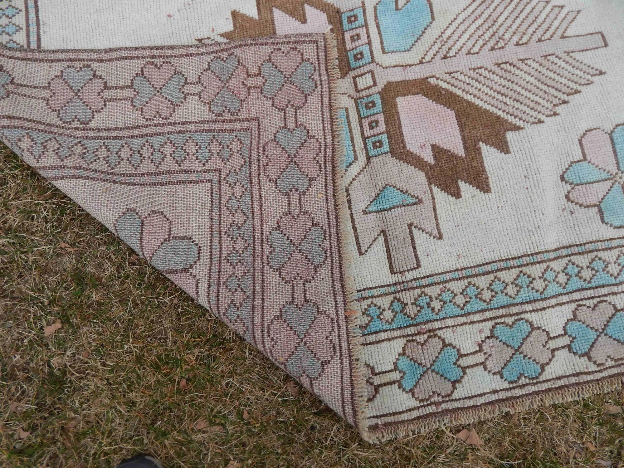 Vintage Turkish hallway rug 151x238 cm