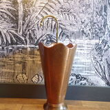 Umbrella rack in the shape of an umbrella