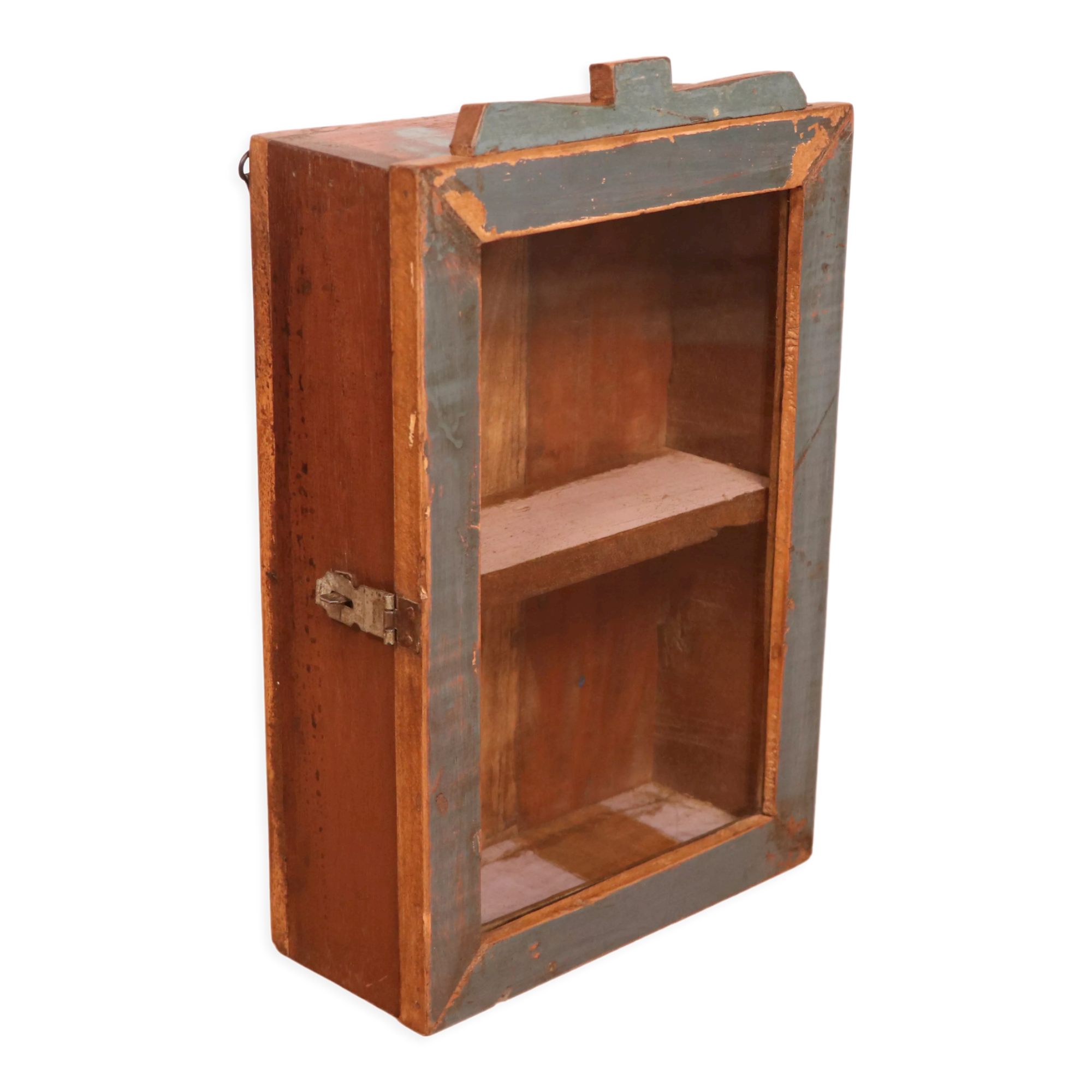 Vitrine murale en teck birman patine polychromée d'origine