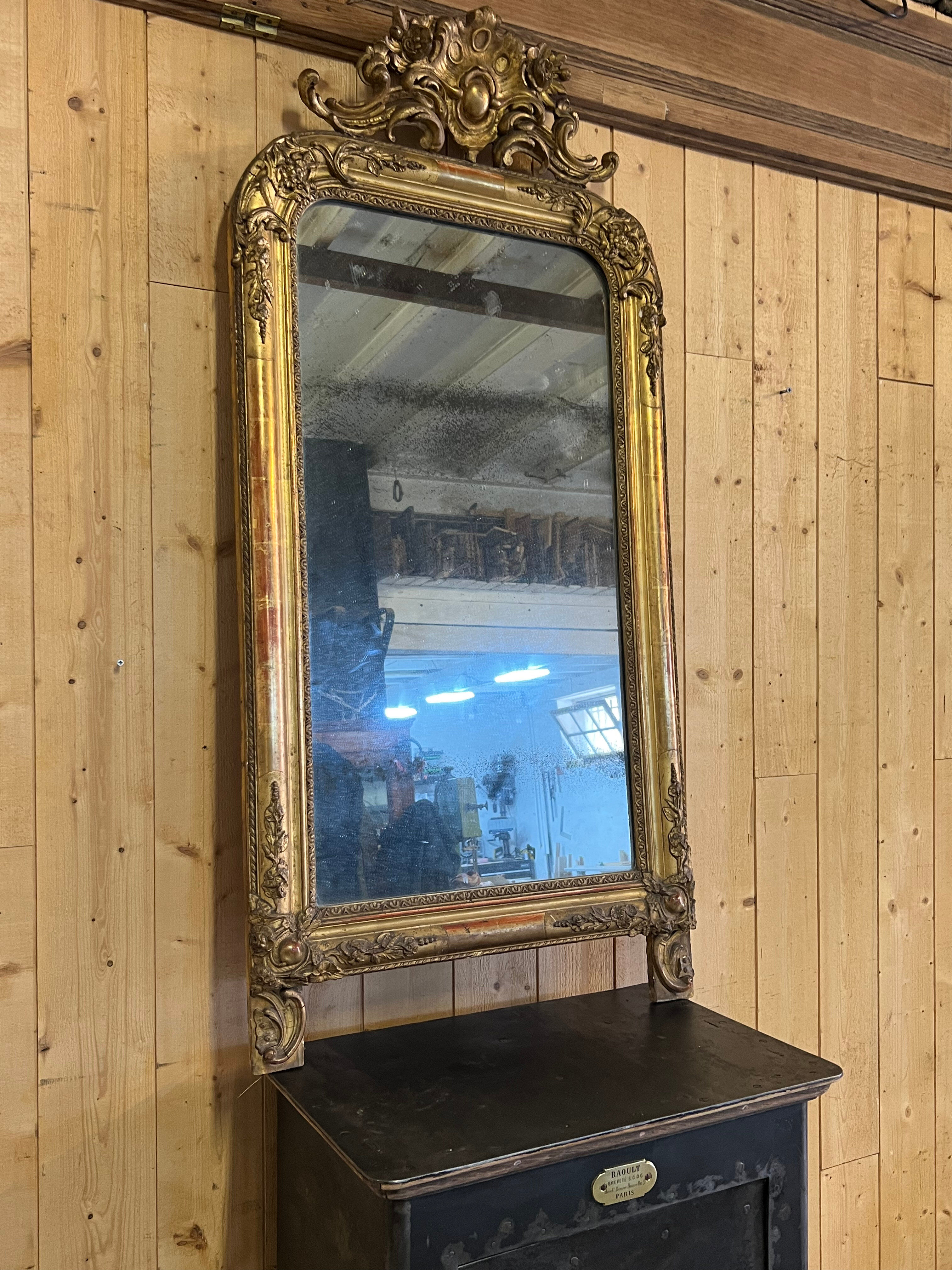 Louis Philippe mirror with a mercury pediment