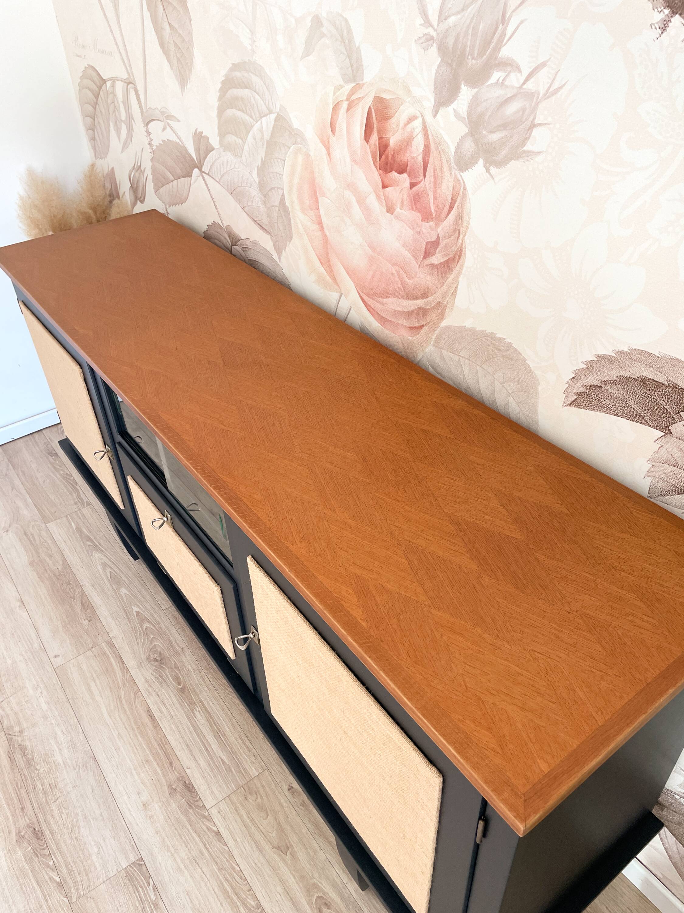 Revisited Vintage Enfilade