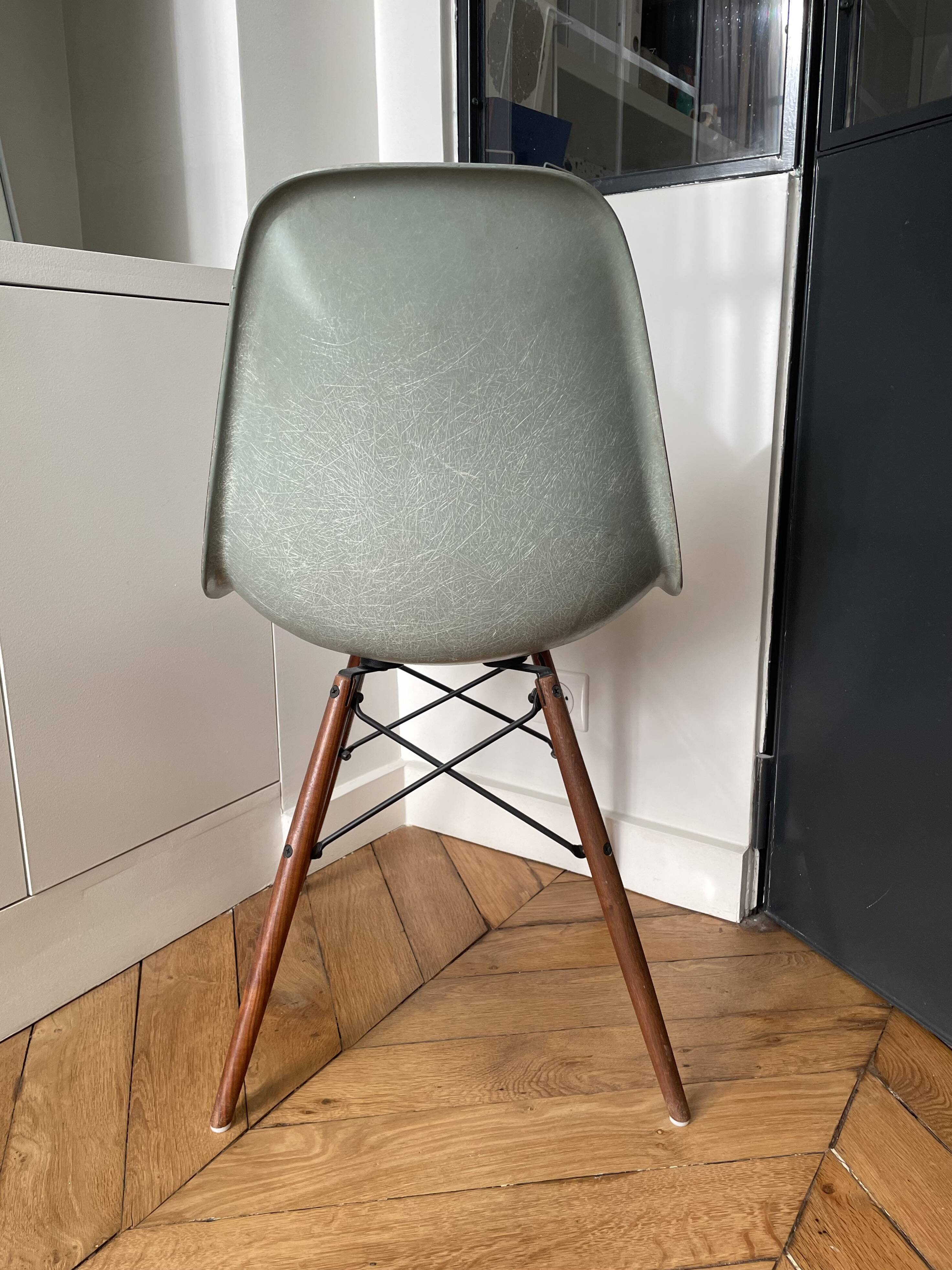 Original and vintage Herman Miller Eames chair